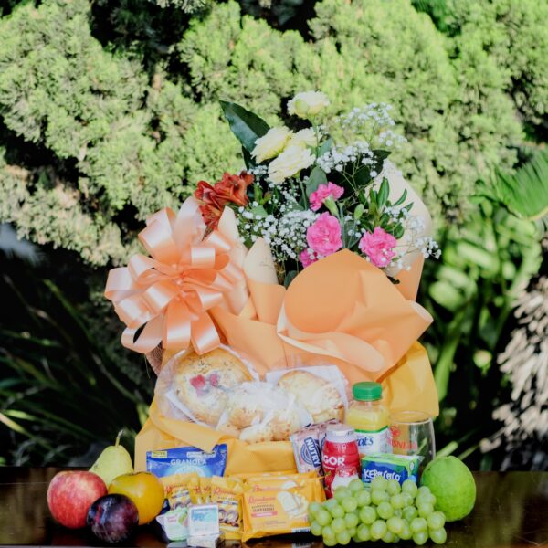 Cesta Pães e Frutas